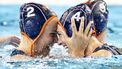 PARIJS - Sabrina van der Sloot viert de bronzen medaille met Iris Wolves (L) tijdens de troostfinale om het brons tussen Nederland en Verenigde Staten van het waterpolotoernooi op de Olympische Spelen. ANP KOEN VAN WEEL