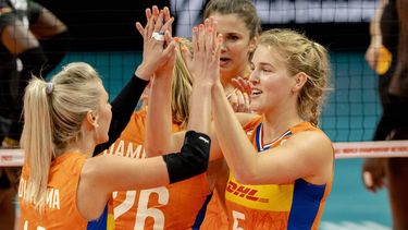 2022-09-23 21:12:43 ARNHEM - Jolien Knollema van het Nederlands vrouwen volleybalteam in actie tegen Kenia tijdens de openingswedstrijd in het GelreDome in Arnhem van het wereldkampioenschap volleybal. ANP SANDER KONING
