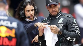 epa11289663 Second placed Mercedes driver Lewis Hamilton of Britain looks on after the Sprint, ahead of the Formula One Chinese Grand Prix, in Shanghai, China, 20 April 2024. The 2024 Formula 1 Chinese Grand Prix is held at the Shanghai International Circuit racetrack on 21 April after a five-year hiatus.  EPA/ALEX PLAVEVSKI