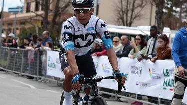 epa11965751 Colombian rider Nairo Quintana of team Movistar Team before the start of the sixth stage of the 60th Tirreno Adriatico cycling race, over 163km from Cartoceto to Frontignano, Italy, 15 March 2025.  EPA/ROBERTO BETTINI