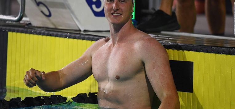 epa12587108 Cameron McEvoy of Australia reacts after winning the Men's 25m freestyle event during the Australia v The World swimming meet at The Valley Pool in Brisbane, Australia 12 December 2025.  EPA/JONO SEARLE  AUSTRALIA AND NEW ZEALAND OUT EDITORIAL USE ONLY