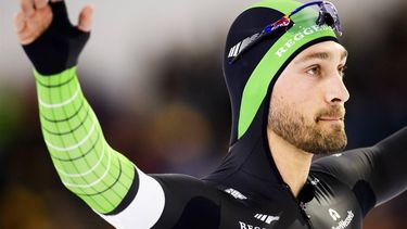 HEERENVEEN - Kjeld Nuis aan de start van de 1500 meter voor mannen tijdens de tweede dag van het NK afstanden in Thialf. Voor de Nederlandse rijders en rijdsters is dit toernooi een belangrijke tussenstop onderweg naar het WK afstanden in Hamar. ANP SEM VAN DER WAL