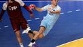 Netherlands' centre back #22 Luc Steins (R) takes a shot in front of Qatar's right winger #23 Allaedine Berrached (L) during the IHF Men's Handball World Championship Main Round II match between Qatar and The Netherlands at the Arena Varazdin in Varazdin on January 21, 2025. 
Anne-Christine POUJOULAT / AFP