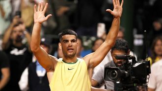 epa11156756 Carlos Alcaraz from Spain celebrates his victory against Camilo Ugo Carabelli of Argentina during their round of 16 tennis match of the IEB+ Argentina Open, in Buenos Aires, Argentina, 15 February 2024.  EPA/Luciano Gonzalez