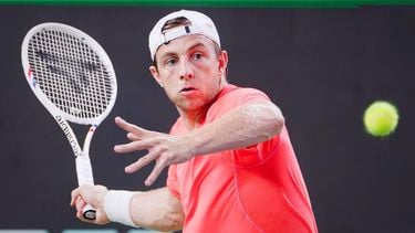 epa12437446 Tallon Griekspoor of Netherlands in action during his Men's Singles round of 16 match against Valentin Vacherot of Monaco at the Shanghai Masters tennis tournament in Shanghai, China, 07 October 2025.  EPA/ALEX PLAVEVSKI