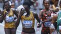 epa10820818 Rebecca Cheptegei (2-L) of Uganda and Selly Chepyego Kaptich (2-R) of Kenya compete in the Women's Marathon during the World Athletics Championships in Budapest, Hungary, 26 August, 2023.  EPA/Istvan Derencsenyi HUNGARY OUT