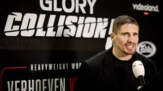 2023-01-12 16:00:13 UTRECHT - Rico Verhoeven tijdens een persconferentie van COLLISION 5 in de Jaarbeurs in Utrecht. Het gevecht tegen zijn volgende tegenstander, de Kroaat Antonio Plazibat, is voor onbepaalde tijd uitgesteld vanwege een opgelopen knieblessure bij Verhoeven. ANP ROBIN VAN LONKHUIJSEN