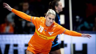 ROTTERDAM - Estavana Polman tijdens de WK-handbalwedstrijd in groep E tussen Nederland en Argentinië in Ahoy Rotterdam. ANP IRIS VAN DEN BROEK