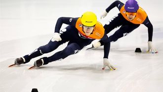 2023-09-23 14:26:55 LEEUWARDEN - Teun Boer in actie tijdens de kwart finale 500 meter tijdens de Nederlandse kampioenschappen shorttrack. ANP IRIS VAN DEN BROEK