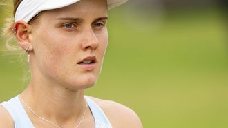 ROSMALEN - Suzan Lamens (NED) in actie tegen Bernarda Pera (USA) op de derde dag van het Libema Open tennis toernooi in Rosmalen. ANP SANDER KONING