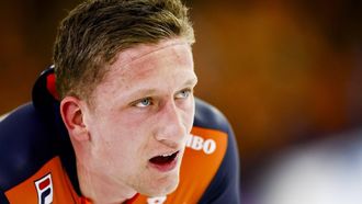 HEERENVEEN - Beau Snellink (Nederland) na afloop van de 10.000 meter allround voor mannen op de slotdag van de ISU EK Allround en Sprint in Thialf. ANP VINCENT JANNINK