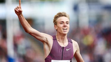 HENGELO - Niels Laros (NED) in actie op de 1000 meter tijdens de FBK Games. ANP VINCENT JANNINK