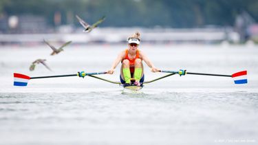 AMSTERDAM -  Karolien Florijn tijdens de halve finale vrouwen skiff op de zesde dag van de wereldkampioenschappen roeien op de Bosbaan in het Amsterdamse Bos. IRIS VAN DEN BROEK / ANP
