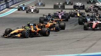 McLaren's British driver Lando Norris (L) leads the pack during the 2026 Miami Formula One Sprint at Miami International Autodrome in Miami Gardens, Florida, on May 2, 2026.  
CHARLY TRIBALLEAU / AFP