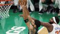 2023-11-13 19:46:47 epa10973993 Boston Celtics forward Jayson Tatum (L) dunks the ball past defending New York Knicks center Mitchell Robinson (R) during the first half of the NBA game between the Boston Celtics and the New York Knicks at TD Garden in Boston, Massachusetts, USA, 13 November 2023.  EPA/CJ GUNTHER  SHUTTERSTOCK OUT