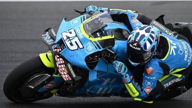 epa12463707 Raul Fernandez of Spain for Trackhouse Racing during the MotoGP Grand Prix of the 2025 Australian Motorcycle Grand Prix at Phillip Island Grand Prix Circuit, Phillip Island, Victoria, Australia, 19 October 2025.  EPA/JOEL CARRETT  AUSTRALIA AND NEW ZEALAND OUT