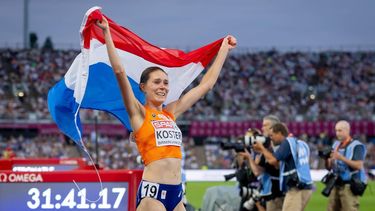 BIRMINGHAM -  Maureen Koster in actie op de finale 10000 meter op de vijfde dag van de EK atletiek. IRIS VAN DEN BROEK / ANP