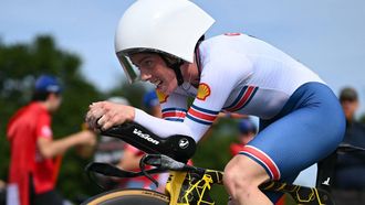 Britain's Anna Henderson competes in the women's Elite Individual Time Trial cycling event, 29,9km from Gossau to Zurich, during the UCI 2024 Road World Championships, near Meilen, on September 22, 2024. 
Fabrice COFFRINI / AFP