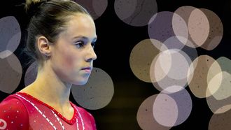 LEIPZIG - Naomi Visser in actie tijdens de allround finales op de EK turnen in het Duitse Leipzig. ANP IRIS VAN DEN BROEK