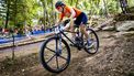 PARIJS - Mountainbikester Anne Terpstra in actie tijdens de crosscountry finale op de Olympische Spelen in Frankrijk. ANP ROBIN VAN LONKHUIJSEN