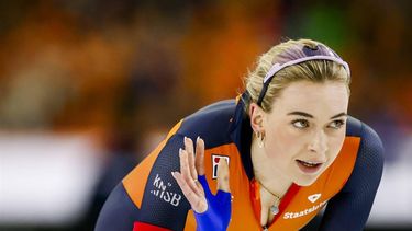 HEERENVEEN - Joy Beune (Nederland) na afloop van de 1500 meter allround voor vrouwen op de slotdag van de ISU EK Allround en Sprint in Thialf. ANP KOEN VAN WEEL