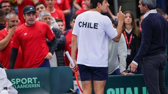 epa11870710 Cristian Garin of Chile refuses to continue the game after he accidentally ran into Zizou Bergs of Belgium (unseen) during their match for the Davis Cup qualifiers tie between Belgium and Chile, in Hasselt, Belgium, 02 February 2025.  EPA/OLIVIER MATTHYS