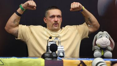 epa11352250 Oleksandr Usyk of Ukraine reacts during a press conference after winning against Tyson Fury of Britain the Undisputed Heavyweight Champion title bout in Riyadh, Saudi Arabia, 19 May 2024.  EPA/ALI HAIDER