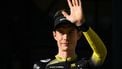 Team Visma - Lease a bike team's Danish rider Jonas Vingegaard waves during the official teams presentation days prior to the start of the 112th edition of the Tour de France cycling race, in Lille, northern France, on July 3, 2025. 
Marco BERTORELLO / AFP