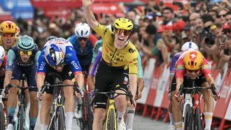 Team Visma-Lease a bike's British rider Matthew Brennan celebrates winning the 17th stage of the Vuelta a Espana 2026 cycling tour, a 185 km race between Dos Hermanas and Seville, on September 9, 2026.  
JORGE GUERRERO / AFP