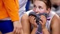 PARIJS - Jolien Knollema na afloop van de groepswedstrijd tussen Nederland en de Dominicaanse Republiek van het volleybaltoernooi tijdens de Olympische Spelen. ANP KOEN VAN WEEL