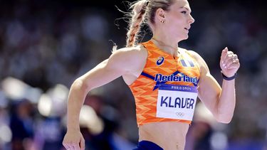 PARIJS - Lieke Klaver in actie tijdens de series van het onderdeel 400 meter tijdens de olympische atletiekwedstrijden. ANP ROBIN VAN LONKHUIJSEN