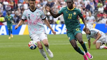 epa13079009 Brandon Mechele of Belgium (L) in action against Nicolas Jackson of Senegal (R) during the FIFA World Cup 2026 Round of 32 match Belgium against Senegal, in Seattle, Washington, USA, 01 July 2026.  EPA/STEPHEN BRASHEAR