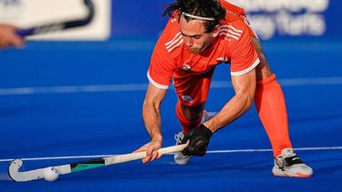 Netherlands' Pepijn van de Heijdan scores a goal during the men's field hockey match between Australia and Netherlands in the FIH Hockey Pro League in Sydney on February 9, 2025. 
Izhar KHAN / AFP