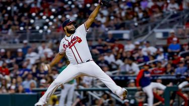epa10001280 Atlanta Braves relief pitcher Kenley Jansen, delivers to an Oakland Athletics player during the ninth inning of the MLB baseball game between the Oakland Athletics and the Atlanta Braves at Truist Park, in Atlanta, Georgia, USA, 07 June 2022.  EPA/ERIK S. LESSER