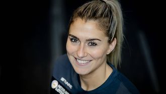 2022-09-27 14:12:24 ARNHEM - Portret van handbalster Estavana Polman tijdens een persmoment op Papendal. De handbaldames van TeamNL kijken vooruit op de eerste reeks wedstrijden in de Golden League. ANP ROBIN VAN LONKHUIJSEN