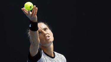 epa11086157 Arantxa Rus of Netherlands serves against Anna Kalinskaya of Russia during the Women's Singles match at the Australian Open tennis tournament in Melbourne, Australia, 18 January 2024.  EPA/MAST IRHAM