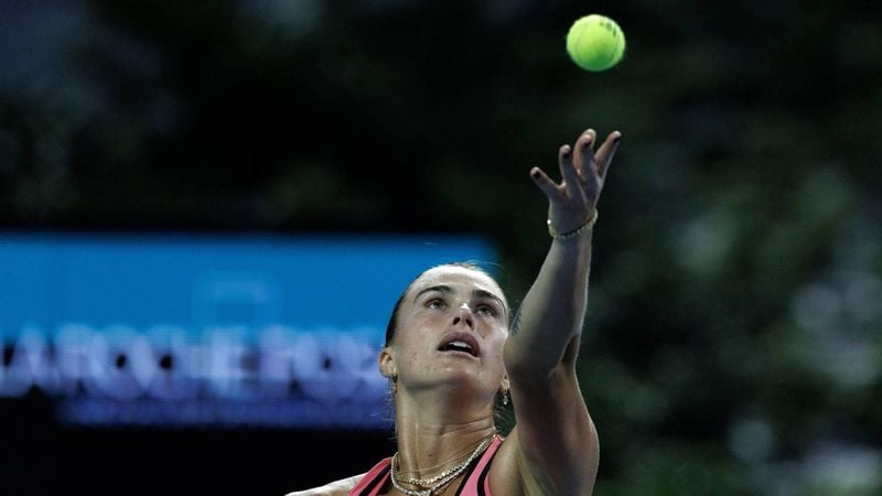 epa12843029 Aryna Sabalenka of Belarus in action against Caty McNally of USA during the Women's Singles Third Round Round match at the 2026 Miami Open tennis tournament at the Hard Rock Stadium in Miami, Florida, USA, 22 March 2026.  EPA/CRISTOBAL HERRERA-ULASHKEVICH