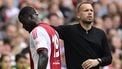 AMSTERDAM - Brian Brobbey van Ajax valt geblesseerd uit, coach Johnny Heitinga van Ajax tijdens de oefenwedstrijd tussen Ajax Amsterdam en AS Monaco in de Johan Cruijff ArenA op 3 augustus 2025 in Amsterdam, Nederland. ANP OLAF KRAAK