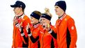TILBURG - Jens van 't Wout (NED), Michelle Velzeboer (NED), Xandra Velzeboer (NED) en Teun Boer (NED) met hun gouden medaille op de finale Mixed team relay, op de laatste dag van de Odido Cup World Tour. In het IJssportcentrum vindt de vijfde wereldbekerwedstrijd shorttrack van dit seizoen plaats. ANP SEM VAN DER WAL