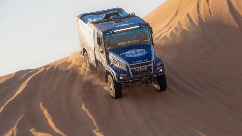 epa11068167 Mitchel van den Brink of Netherlands drives his IVECO T-WAY during stage 5 of the 2024 Rally Dakar from Al Hofuf to Shubaytah, Saudi Arabia, 10 January 2024.  EPA/Gerard Laurenssen