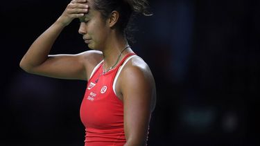 Canada's Leylah Fernandez reacts as she plays against Britain's Katie Boulter during their quarter-finals singles tennis match between Canada and Great Britain at the Billie Jean King Cup Finals at the Palacio de Deportes Jose Maria Martin Carpena in Malaga, southern Spain, on November 17, 2024. 
JORGE GUERRERO / AFP