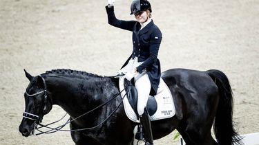 AMSTERDAM - Ruiter Emmelie Scholtens in actie tijdens de dressuur op Jumping Amsterdam in de RAI. ANP ROBIN VAN LONKHUIJSEN