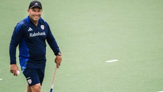 AMSTELVEEN - Bondscoach van de Nederlandse hockey heren Jeroen Delmée tijdens een training in het Wagener Stadion in aanloop naar het EK Hockey 2025 in het Duitse Mönchengladbach. ANP FREEK VAN DEN BERGH