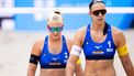 APELDOORN - Katja Stam en Raïsa Schoon tijdens de poulefase van het EK Beachvolleybal 2024. In drie Nederlandse steden wordt gestreden om de Europese titel. ANP IRIS VAN DEN BROEK