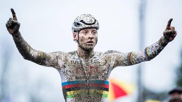 Dutch Mathieu Van Der Poel celebrates as he crosses the finish line to win the men's elite race of the 'GP Sven Nys' cyclocross cycling event, stage 4 out of 8 of the X2O Badkamers 'Trofee Veldrijden' competition, in Baal on January 1, 2024. 
JASPER JACOBS / Belga / AFP