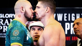 AMSTERDAM - Sofian Laidouni en Rico Verhoeven tijdens de staredown in aanloop naar de Glory Heavyweight Grand Prix. Acht zwaargewichten maken zich op voor de eerste rondes van het knock-out toernooi om de titel van Glory Heavyweight Champion en een geldprijs van 500.000 dollar. ANP RAMON VAN FLYMEN