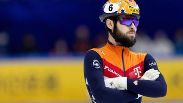 SEOUL - Sjinkie Knegt in actie tijdens de finale op de 1.500 meter tijdens het WK Shorttrack in Zuid-Korea. ANP IRIS VAN DEN BROEK