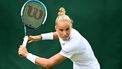 2022-06-28 11:11:22 epa10038065 Arantxa Rus of the Netherlands in action in the women's first round match against Catherine Harrison of the US at the Wimbledon Championships, in Wimbledon, Britain, 28 June 2022.  EPA/NEIL HALL   EDITORIAL USE ONLY
