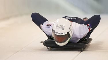 epa12621752 Kimberley Bos of Netherlands in action during the  first run of the women's race at the IBSF Bobsleigh and Skeleton World Cup event in Winterberg, Germany, 02 January 2026.  EPA/CHRISTOPHER NEUNDORF