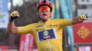 Lidl - Trek's Danish rider Mads Pedersen (C) celebrates as he crosses the finish line to win the third stage of the 54th Etoile de Besseges-Tour du Gard cycling race between Besseges and Besseges on February 2, 2024. 
Sylvain THOMAS / AFP